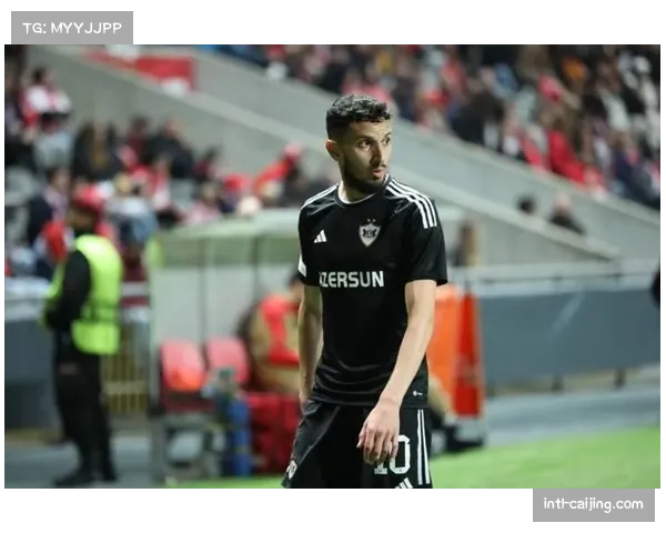 卡拉巴赫主场备战利物浦，阿塞拜疆球队演练防守反击战术