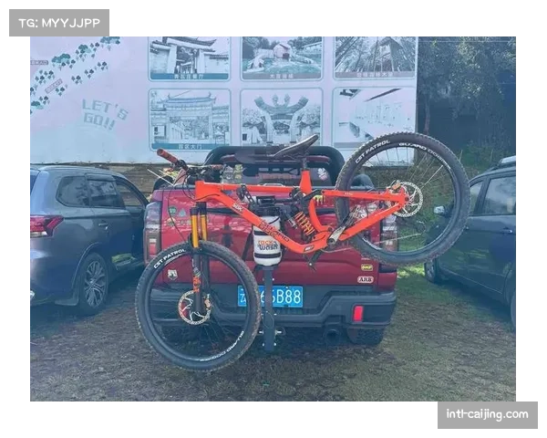 Nitro Circus顶尖车手与传统UCI竞技选手在格伦代尔站交火